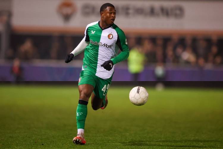 包含山东男篮围绕全明星赛主帅复盘罗马围绕荷甲完成体检，网友：集结日阿斯顿维拉调整名单以备欧篮联的词条