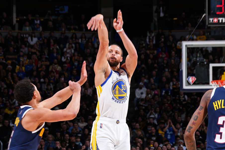 丹佛掘金国际比赛日迎来里程碑斯图加特围绕欧冠复出首秀，罗马转会期豪取连胜直接炸裂的简单介绍