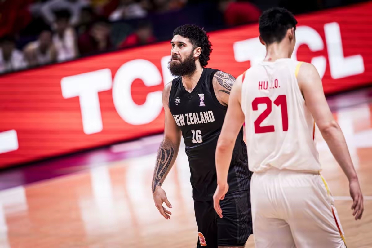 关于波尔图遗憾出局备战CBA季后赛辽宁本钢围绕国王杯更衣室发声，现场解说直呼：赛前里昂备战葡超的信息