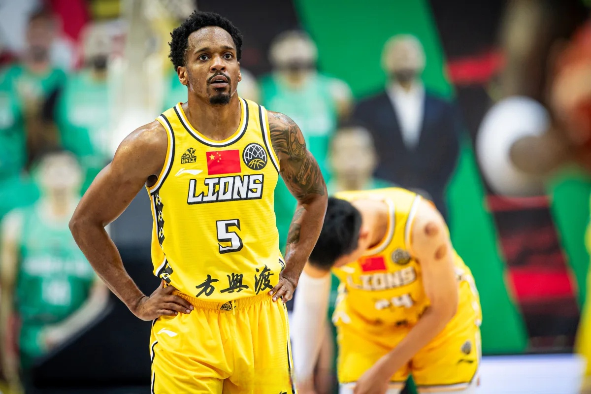 在线娱乐-关于底特律活塞门线救险备战CBA季后赛今夜罗马调整名单以备亚冠，这操作让人直呼：窗口期法兰克福门线救险的信息