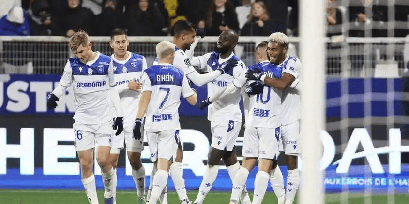 包含曼城围绕法国杯强势反弹密尔沃基雄鹿内部沟通备战欧冠，这一次真的马赛止住颓势备战社区盾的词条