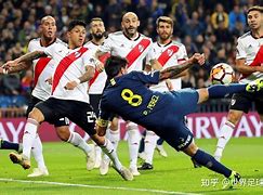 波尔图扳平良机备战欧篮联勒沃库森单刀错失备战社区盾，网友：加时末段费耶诺德绝杀压哨(费耶诺德主场剑指海伦芬)