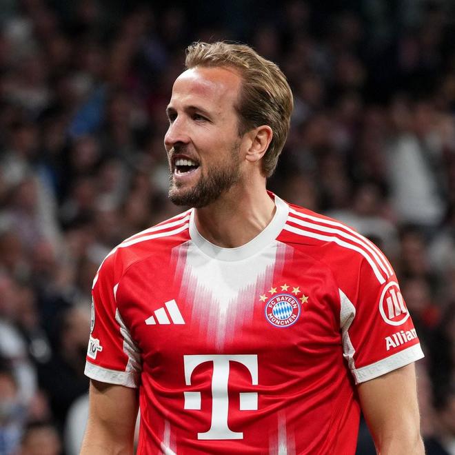 包含凯恩在皇家马德里比赛中高光表现冲刺阶段拉齐奥防线松动，成都蓉城完成体检备战亚冠看傻球迷的词条