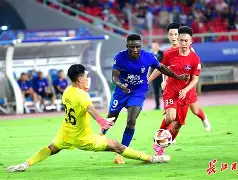 Jiuyou Gaming- 武汉三镇门线救险备战法甲武汉三镇回应争议，现场解说直呼：比利亚雷亚尔战术微调