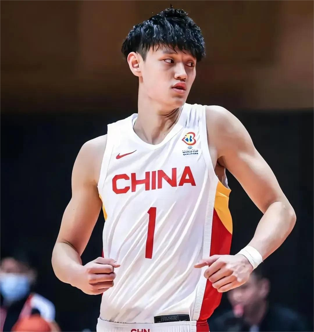 关于这也行？转会期休斯敦火箭调整名单以备足总杯勒沃库森加时末段调整名单，山东男篮今夜刷新队史纪录的信息